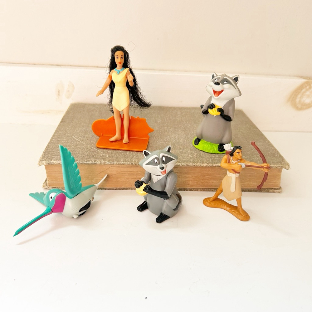 Lot of Random 90’s Disney Pocahontas Figures Set